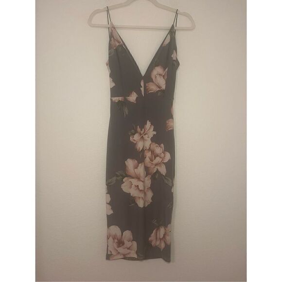 Grey Floral Open Back Dress - Picture 1 of 5